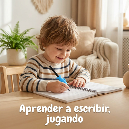 Nino practicando escritura con el cuaderno con ranuras